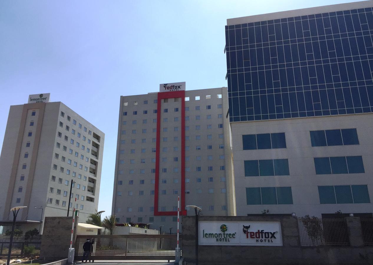 Lemon Tree Hotel, Sector 60, Gurugram Gurgaon Exterior photo